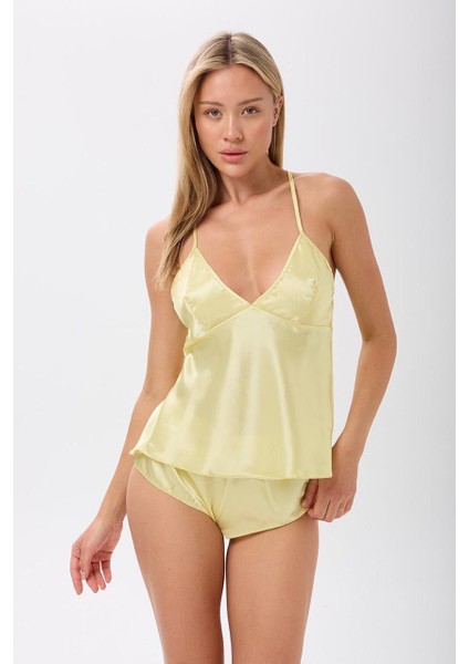 Saten Ip Askılı Sırt Dekolteli Brazillian Şort Gecelik Takımı fiyatları