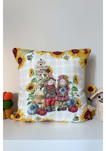 Ayçiçekli Çiftçi Korkuluklar – Sonbahar Dostları Kırlent Kılıfı Dijital Baskılı 43X43CM