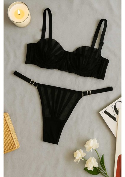 Şık Siyah Transparan Dantelli Sütyen ve Tanga Takımı
