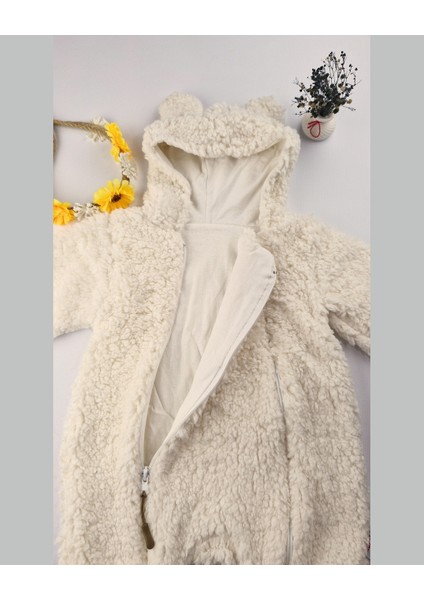 Kırık Beyaz Renkli Peluş Kulaklı Bebek Astronot Tulum 0-12 Ay indirimleri