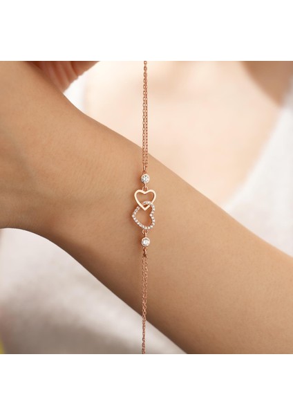 925 Ayar Rose Kaplama Zirkon Taşlı Çift Kalpli Gümüş Bileklik