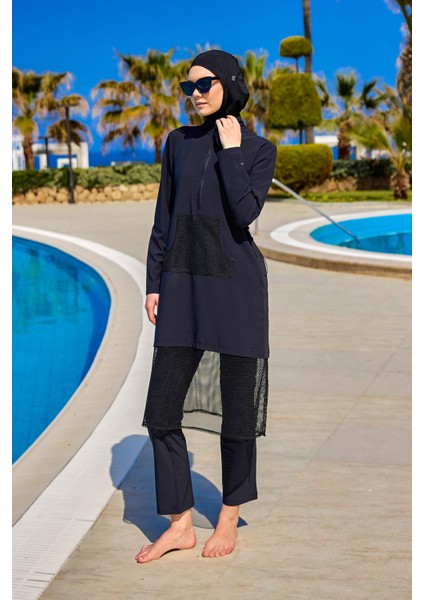Siyah Tam Kapalı Mayo – Tül Detaylı, Cepli, Su Tahliyeli, 4 Parça Takım M2508-1