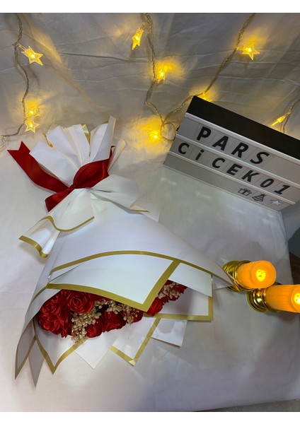 Aynalı Gül Buketi Aynali Buket Yapay Solmayan Gül Kırmızı Gül ve Cipso Detaylı fiyatları