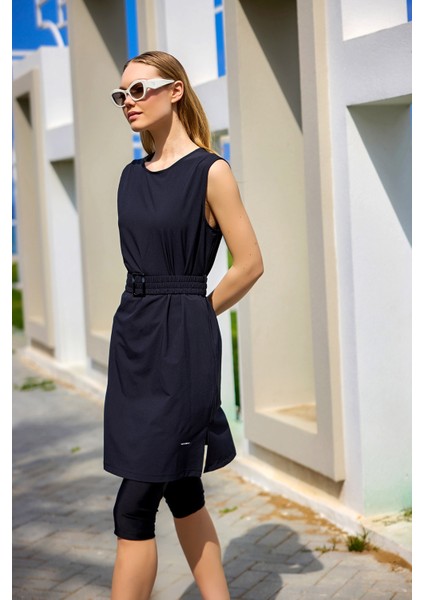 Siyah Yarı Kapalı Mayo Kemer Detayı, Gizli Fermuar, UPF50+ Koruma H2508 fırsatları