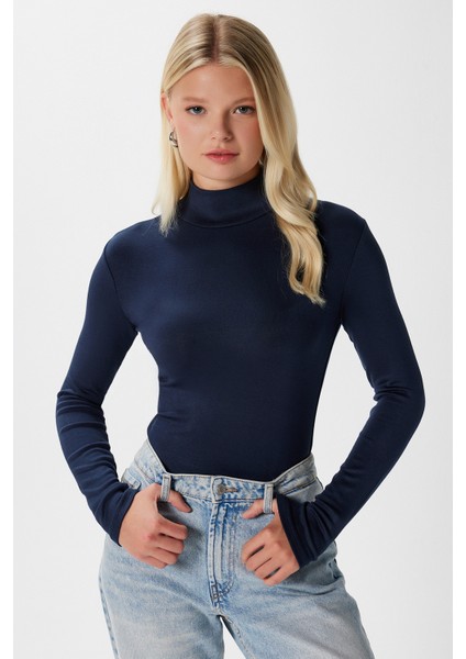 Kadın Feel Lux Touch Dik Yaka Lacivert Uzun Kol Soft Bluz