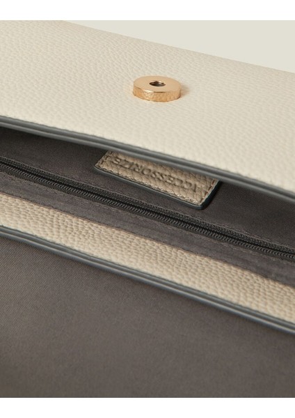 Kalpli Clutch Çanta fırsatları