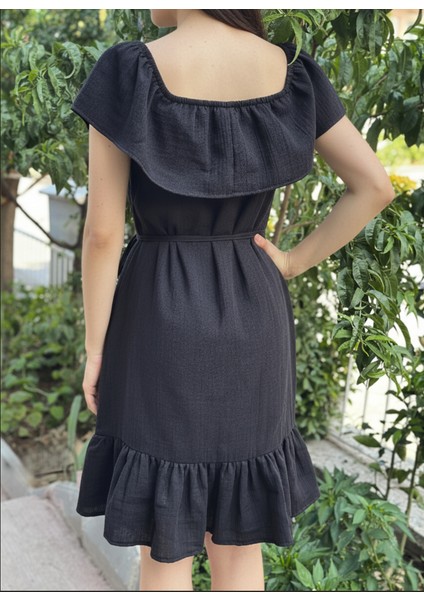 Kadın Müslin Kumaş Fırfırlı Siyah Elbise fiyatları