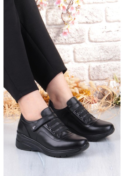 Z010 Comfort Yumuşak Esnek Kauçuk Kaymaz Taban Hakiki Deri Kadın Ayakkabı