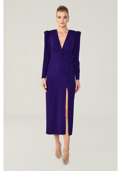 V Yaka Uzun Kollu Yırtmaçlı Uzun Elbise