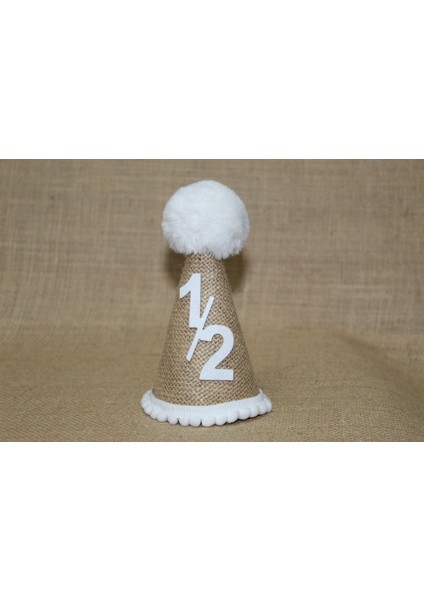 Yarım Yaş 6 Ay Şapka Jüt Kumaş Krem Beyaz Ponponlu Şapka Doğum Günü Şapkası Ponponlu Çuval Kumaşlı fiyatları