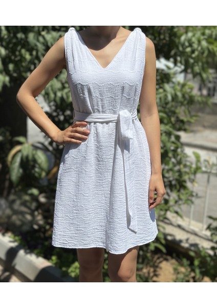 Fistolu Müslin Kumaş Astarlı Beyaz Elbise