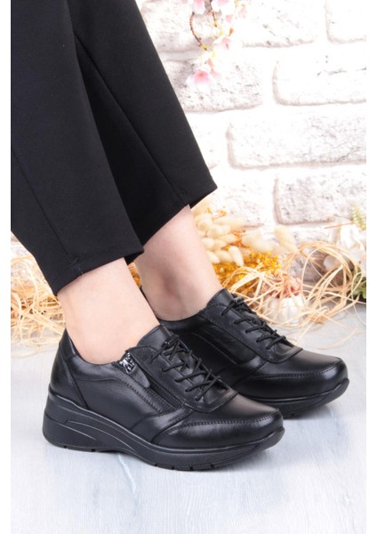 9402 Comfort Yumuşak Esnek Kauçuk Kaymaz Taban Hakiki Deri Kadın Ayakkabı