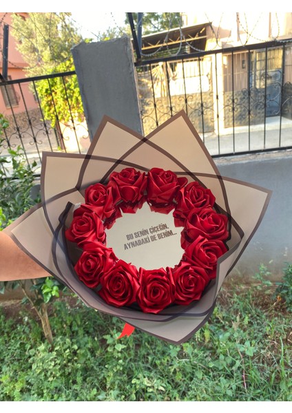 Gercek Görünümlü Ayna Yazılı Ortası Ledli Yapay Gül Buketi Yapay Çicek