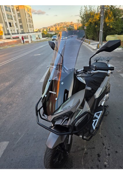 Mondial Ressivo 250 Siperlik Ön Cam 2023-2025 Model 78CM Füme Renkli 4mm modelleri