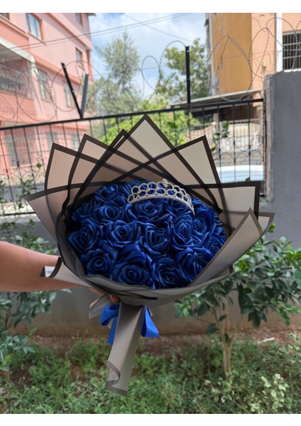 Gercek Gorunumlu Yapay Gül Buketi Yapay Cicek 20 Li Simli ve Taçlı Yapay Çiçek