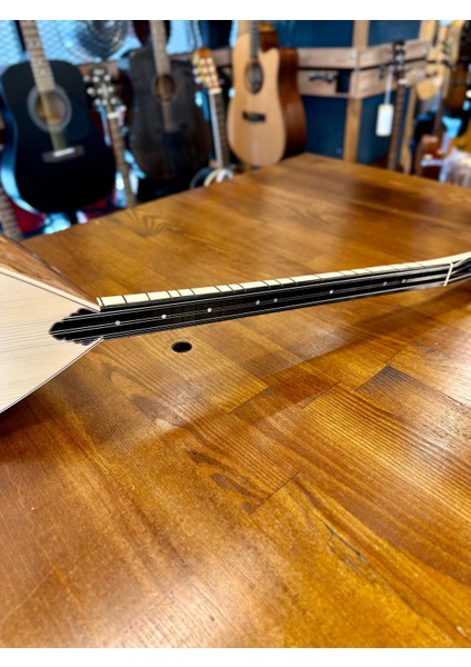 Kısa Sap Üst Seri Tam Profesyonel Ceviz Bağlama 40 Tekne