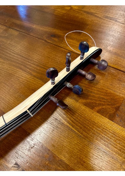 Kısa Sap Üst Seri Tam Profesyonel Ceviz Bağlama 40 Tekne