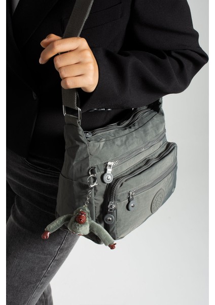 Çok Cepli Çapraz Askılı Kadın Omuz Çantası Orta Boy Günlük HV3010 Koyu Gri