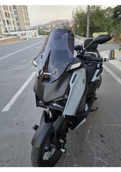 Yamaha Xmax Techmax Siperlik Ön Cam 2025 Model 52CM Siyah Renkli 4mm Asansörlü indirimleri