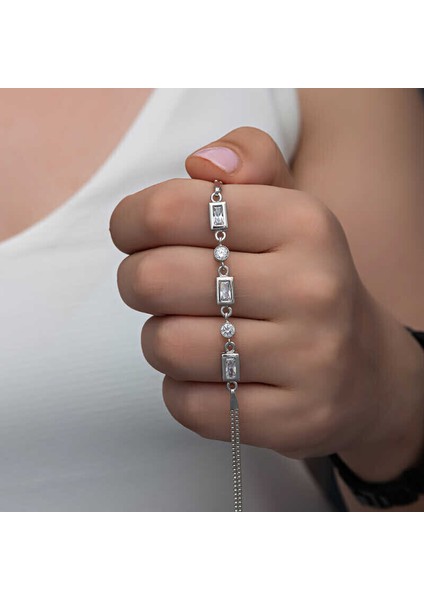 Zirkon Taşlı Dikdörtgen 925 Ayar Gümüş Bileklik