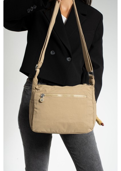 Çok Cepli Çapraz Askılı Kadın Omuz Çantası Orta Boy Günlük HV3010 Koyu Bej modelleri