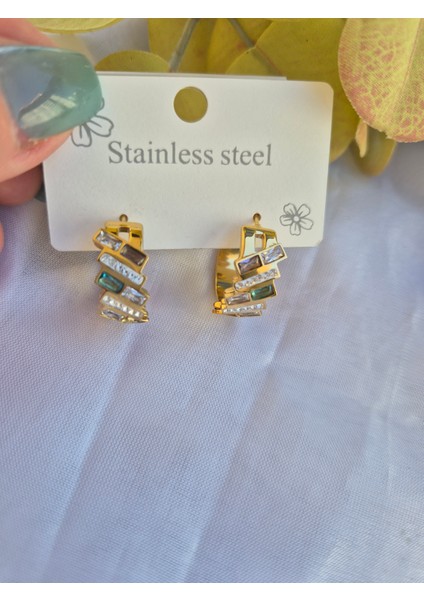 Halka Çelik Küpe Zirkon Taşlı Parlak Gold modelleri