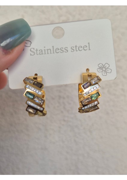 Halka Çelik Küpe Zirkon Taşlı Parlak Gold fırsatları