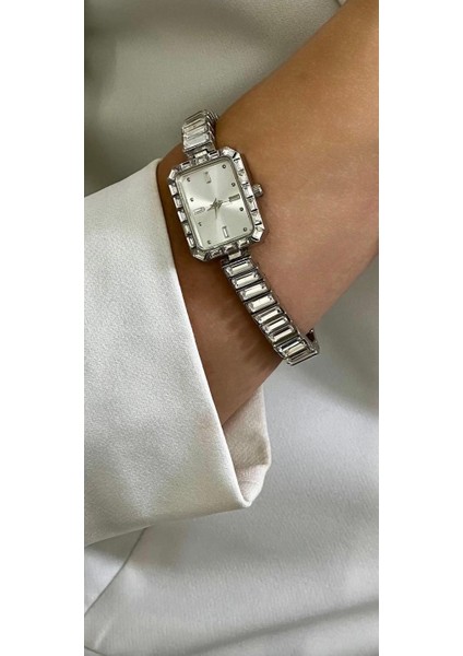 Yeni Sezon Zirkonyum Taşlı Kadın Saat