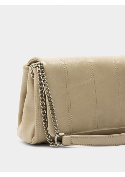 Kapaklı Dolgulu Omuz Çantası fiyatları