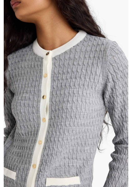 Fitted Bisiklet Yaka Düğmeli Triko Hırka A1107AX25AU indirimleri