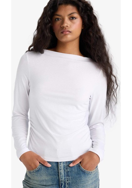 Slim Fit Dar Kesim Kayık Yaka Uzun Kollu Tişört