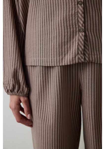Bej Brownish Ekoseli Gömlek Yaka Pamuklu Bağlama Detaylı Pijama Takımı fırsatları