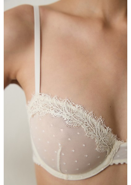 Bej Puantiyeli Brode Işlemeli Balenli Dolgusuz Toparlayıcı Sütyen modelleri