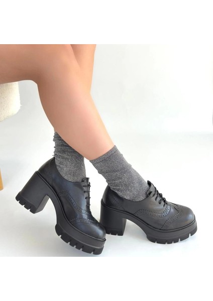 Tiwer Siyah Cilt Dolgu Topuk Ayakkabı fırsatları
