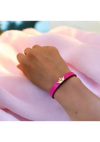 Altın Plakalı 14 Ayar A Harfine Özel Doğal Pembe Derili Taç Motifli Hediye BILEKLIK-642HARF