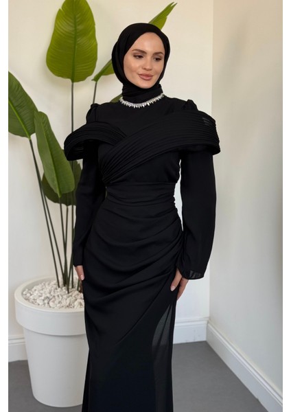 Lyra Pelerinli Balık Abiye Siyah fırsatları