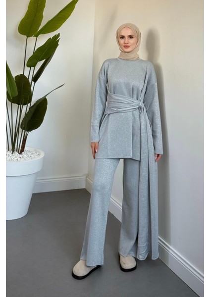 Brillante Yandan Pelerinli Takım Gri