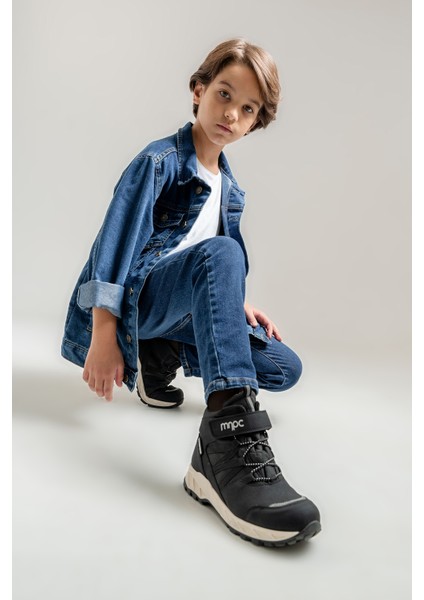 Erkek Çocuk Siyah Su Geçirmez Anatomik Günlük Bot