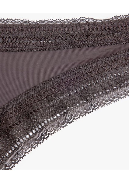 Dantel Detaylı String Külot (Aw 338) modelleri