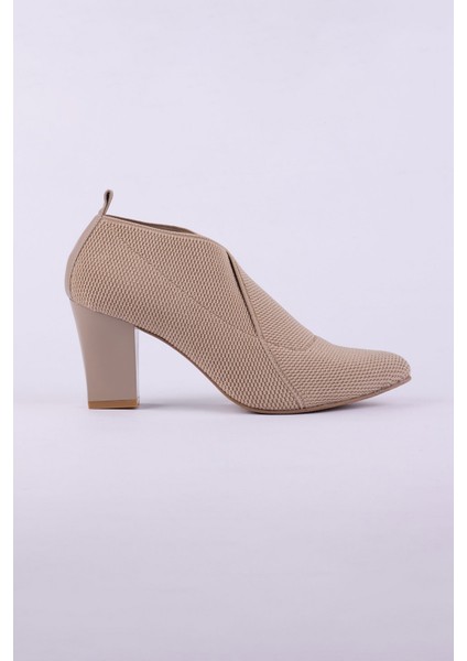 Hakiki Deri ve Likralı Topuklu Kadın Ayakkabısı 25MHT967