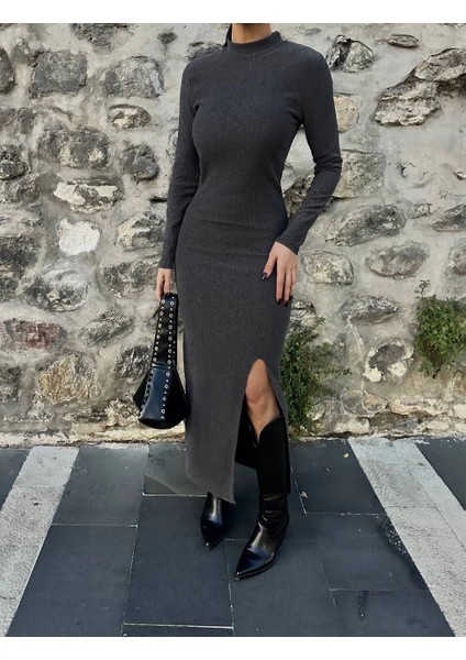 Yırtmaçlı Kalın Bürümcük Uzun Elbise Siyah fırsatları