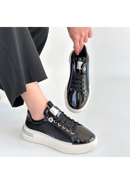 Hley Siyah Rugan Paraşüt Detaylı Bağcıklı Spor Ayakkabı fırsatları