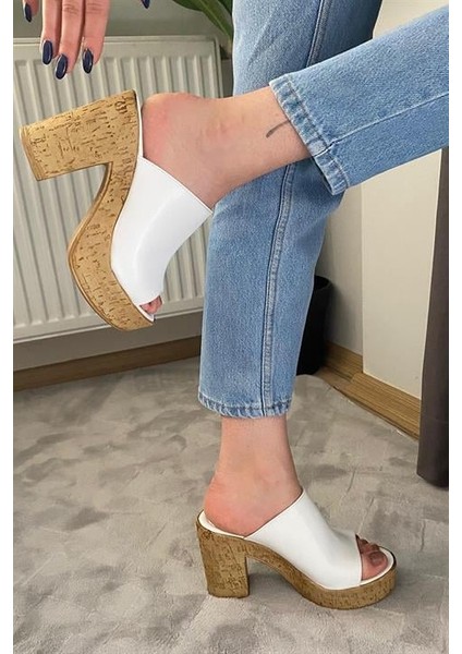 Kadın Oven Beyaz 10 cm Platfom Topuklu Mantar Taban Terlik K-850 indirimleri