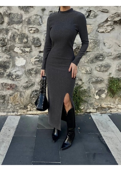 Yırtmaçlı Kalın Bürümcük Uzun Elbise Siyah fırsatları