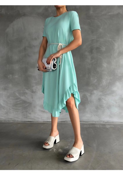 Kuşaklı Elbise