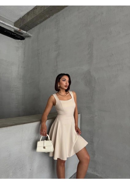 Kadın Kare Yaka Kısa Elbise S251188 modelleri