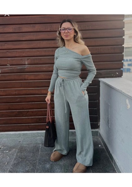 Kayık Yaka Bluz Pantolon Takım fiyatları