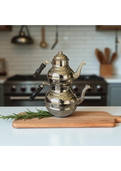 - El Dövmesi Nikel Kaplama Kalın Bakır Çaydanlık – 28 cm Yükseklik, 3.5 Litre Kapasite, Ahşap Saplı Geleneksel & Şık Tasarım – Ömürlük Kullanım ve Dekoratif Sunum Için Ideal fırsatları