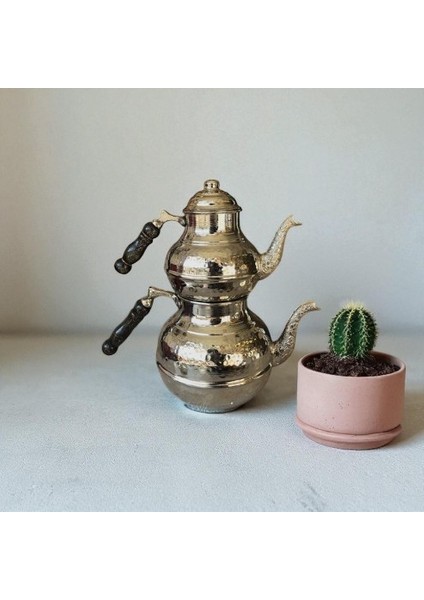 - El Dövmesi Nikel Kaplama Kalın Bakır Çaydanlık – 28 cm Yükseklik, 3.5 Litre Kapasite, Ahşap Saplı Geleneksel & Şık Tasarım – Ömürlük Kullanım ve Dekoratif Sunum Için Ideal indirimleri