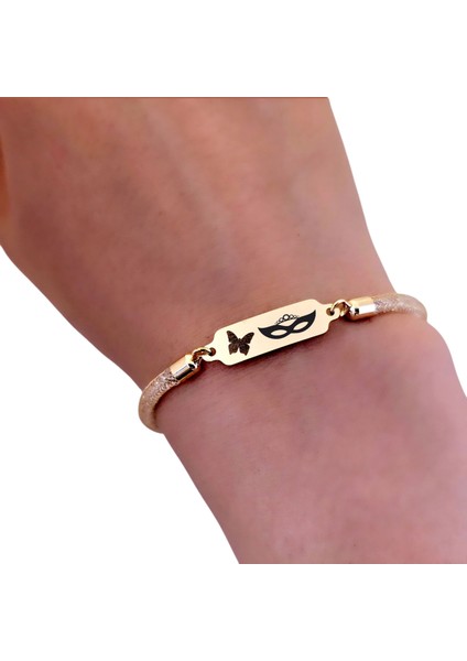 Altın Plakalı 14 Ayar Bal Maske Temalı Hasır Kordonlu Kelebek Motifli Hediye BILEKLIK-647SEMBOL fırsatları